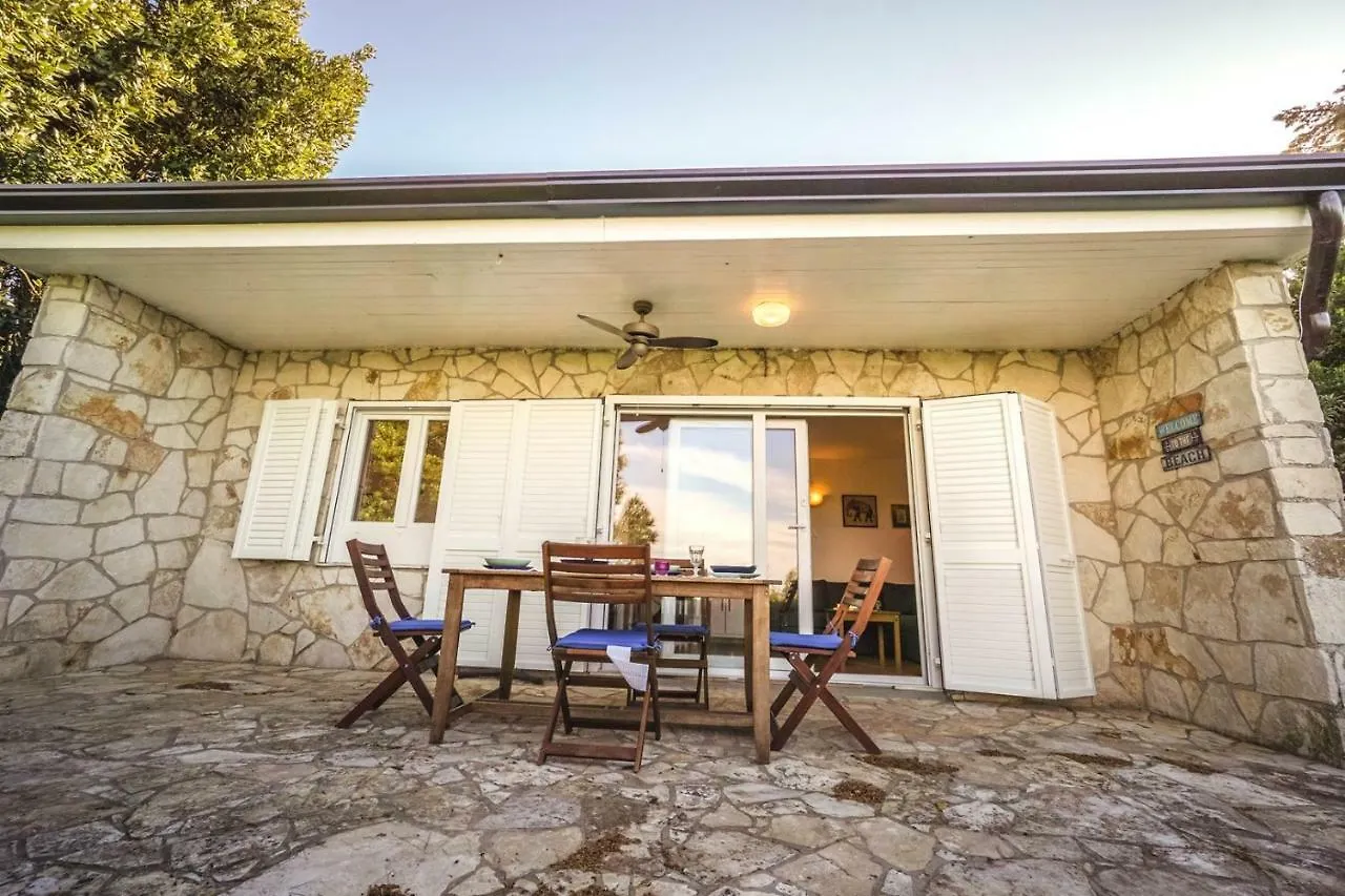 Beach House Lucy Crveni Vrh Holiday home