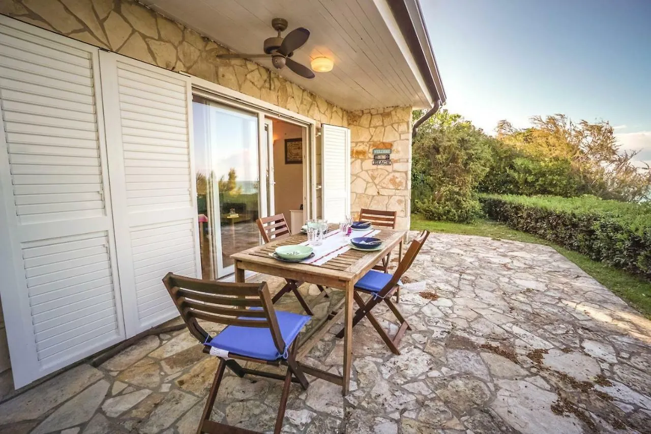 Beach House Lucy Crveni Vrh Holiday home