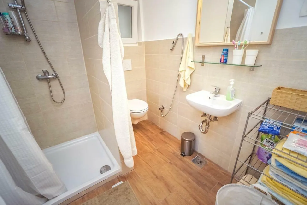 Beach House Lucy Crveni Vrh Holiday home