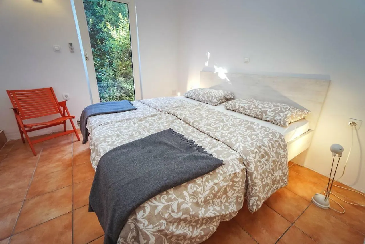 Holiday home Beach House Lucy Crveni Vrh