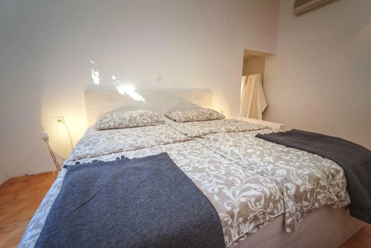 Beach House Lucy Crveni Vrh 0*,  Croatia