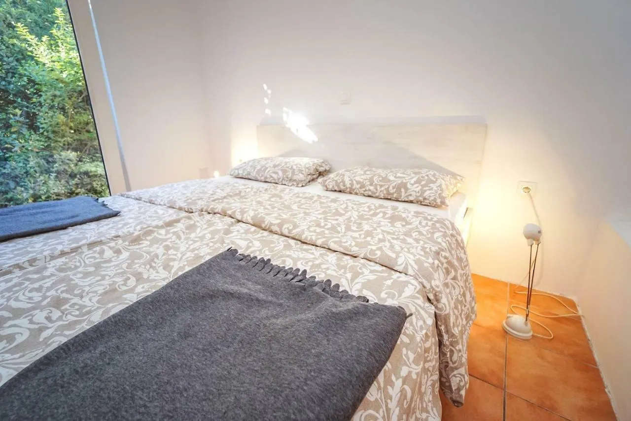 Holiday home Beach House Lucy Crveni Vrh